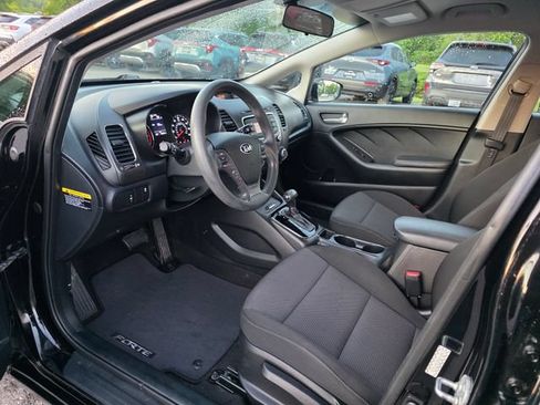 Used 2018 Kia Forte LX FWD image 14