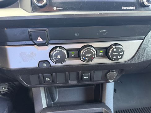 Used 2022 Toyota Tacoma SR RWD image 24