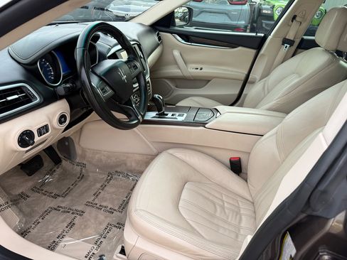 Used 2015 Maserati Ghibli S image 15