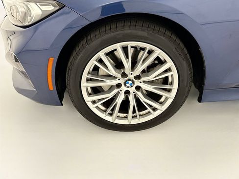Used 2023 BMW 330i Sedan w/ Premium Package RWD image 29