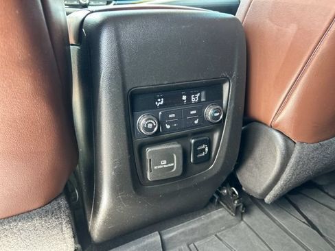 Used 2018 Buick Enclave Avenir AWD/4WD image 28