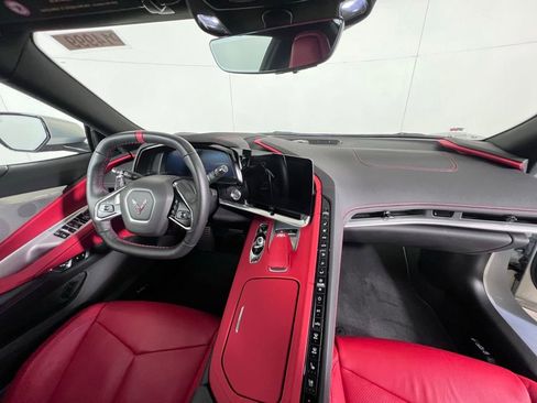 Used 2021 Chevrolet Corvette Stingray Preferred Conv w/ Z51 Performance Package RWD image 24