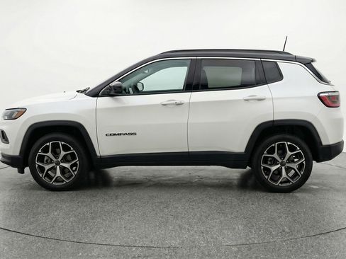 Used 2025 Jeep Compass Limited AWD/4WD image 5