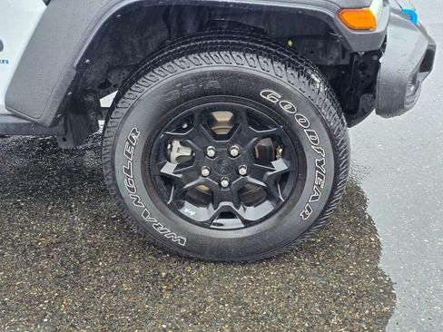 Used 2023 Jeep Wrangler Willys 4xe image 9