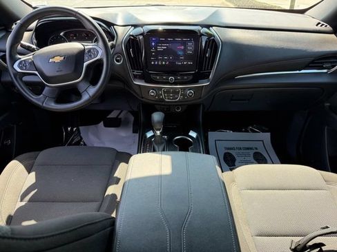 Used 2023 Chevrolet Traverse LT FWD image 13