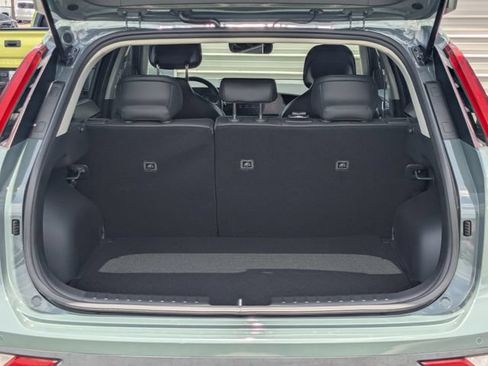 Certified 2023 Kia Niro EX FWD image 14