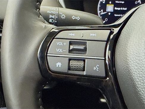 New 2025 Honda HR-V EX-L image 39