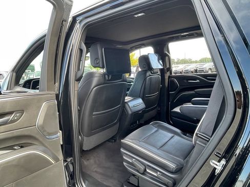 Used 2023 Cadillac Escalade Sport AWD/4WD image 42