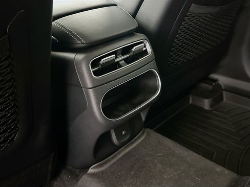 Used 2025 Genesis GV70 2.5T AWD/4WD image 27