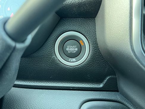 New 2026 RAM 2500 Big Horn AWD/4WD image 28