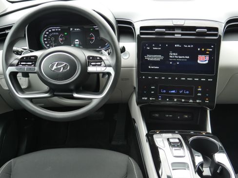 Used 2024 Hyundai Tucson Blue AWD/4WD image 16