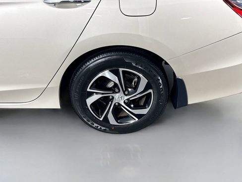 Used 2017 Honda Accord LX image 20