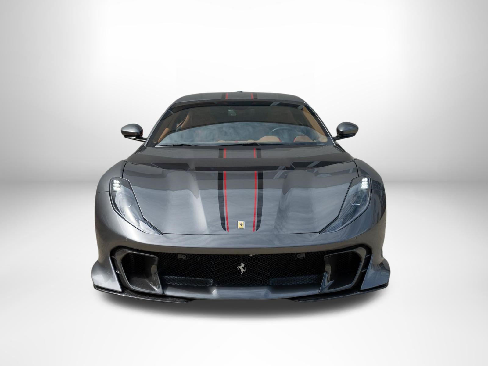 Used 2022 Ferrari 812 Competizione RWD image 5
