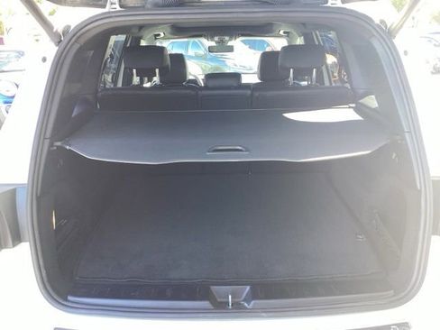 Used 2021 Mercedes-Benz GLB 250 4MATIC w/ Premium Package image 10