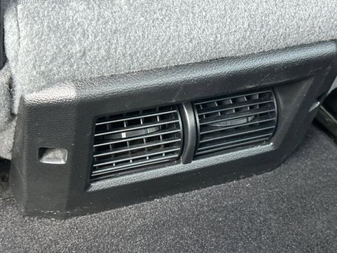 Used 2018 RAM 1500 Classic SLT image 40