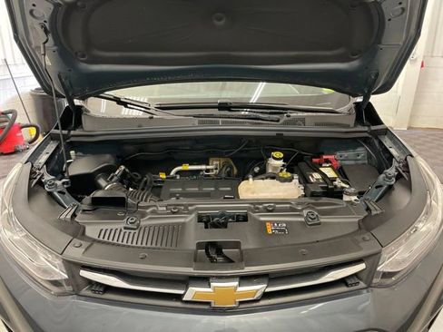 Used 2021 Chevrolet Trax LT FWD image 9