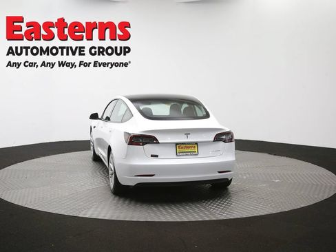 Used 2022 Tesla Model 3 Long Range AWD/4WD image 32