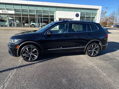 Certified 2022 Volkswagen Tiguan SEL R-Line image 5