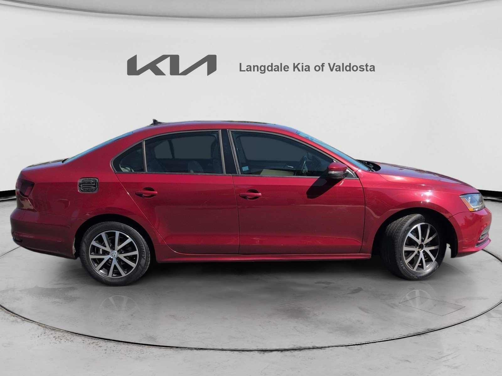Used 2018 Volkswagen Jetta SE FWD image 3