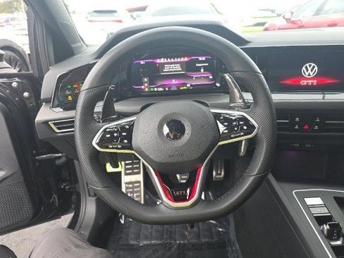 Used 2022 Volkswagen GTI S image 5