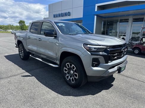 Certified 2024 Chevrolet Colorado Z71 w/ Z71 Convenience Package 2 AWD/4WD image 2
