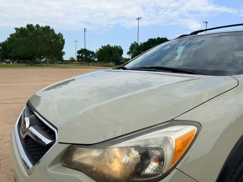 Used 2014 Subaru Crosstrek 2.0i Premium AWD/4WD image 5