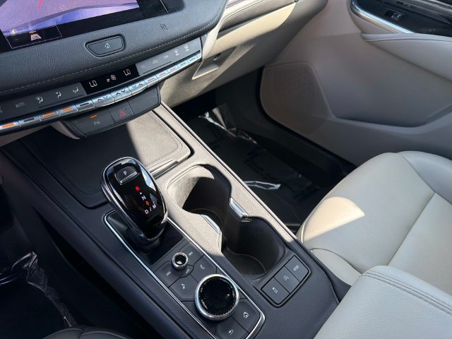 Used 2021 Cadillac XT4 Luxury FWD image 20