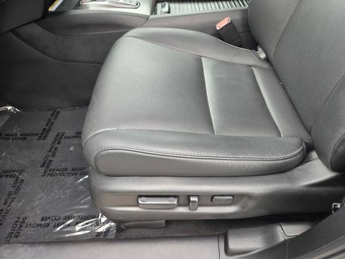 Used 2023 Honda Passport EX-L image 10