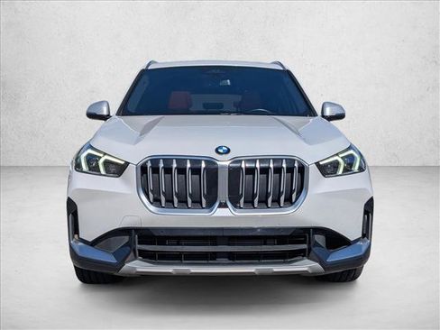 Used 2023 BMW X1 xDrive28i w/ Premium Package AWD/4WD image 2