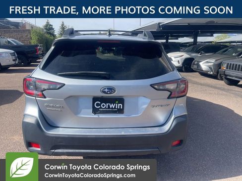 Used 2024 Subaru Outback Premium AWD/4WD image 4