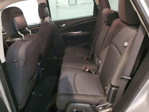 Used 2017 Dodge Journey SE w/ Blacktop Package image 26
