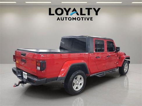 Used 2021 Jeep Gladiator Sport image 5