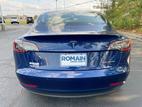 Used 2018 Tesla Model 3 Long Range image 4