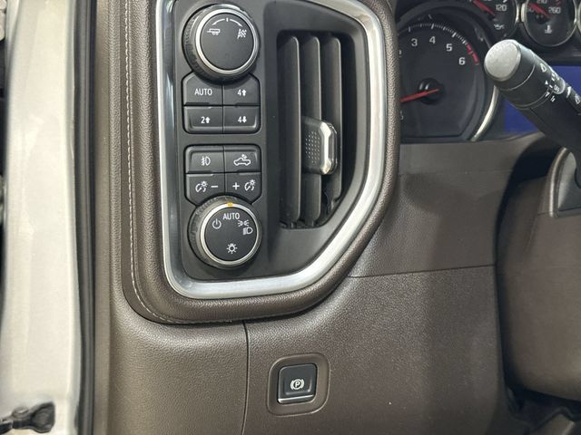 Used 2019 Chevrolet Silverado 1500 RST w/ All-Star Edition AWD/4WD image 34