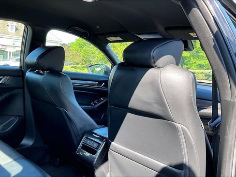 Used 2021 Honda Accord Sport image 15