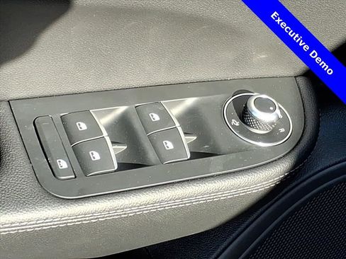 New 2025 Alfa Romeo Giulia w/ Veloce Package Rwd image 16