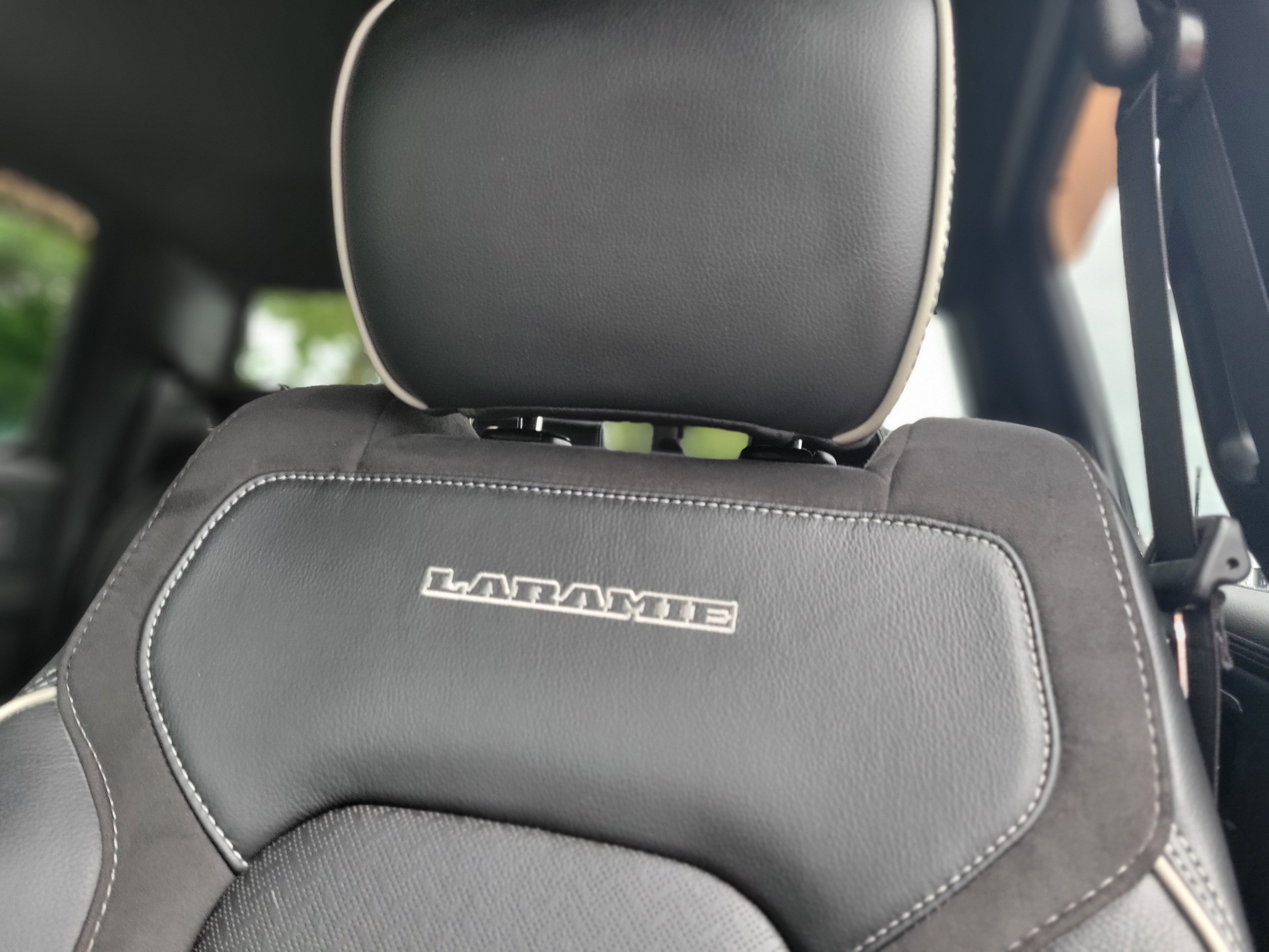 Used 2022 RAM 1500 Laramie AWD/4WD image 43