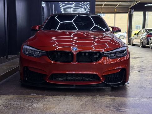 Used 2018 BMW M3 RWD image 2