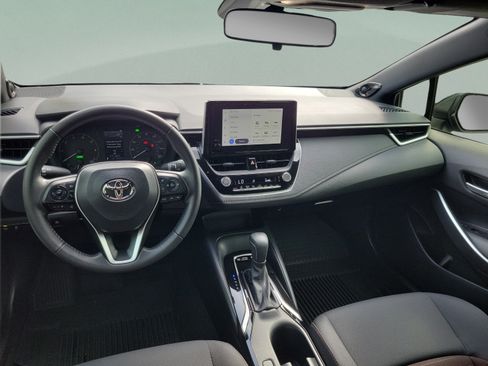 Certified 2023 Toyota Corolla SE w/ SE Package FWD image 16