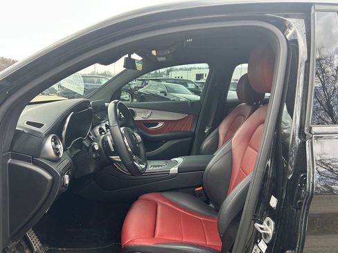 Used 2023 Mercedes-Benz GLC 300 4MATIC Coupe image 9