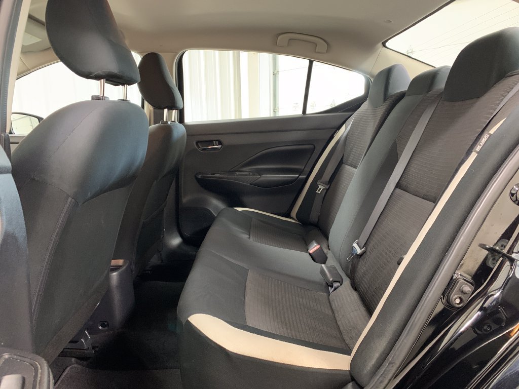 Used 2020 Nissan Versa SV FWD image 18