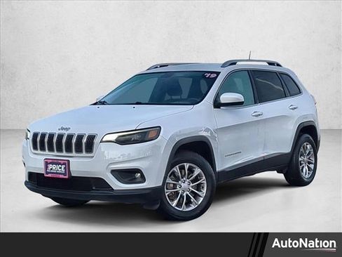 Used 2019 Jeep Cherokee Latitude Plus image 1