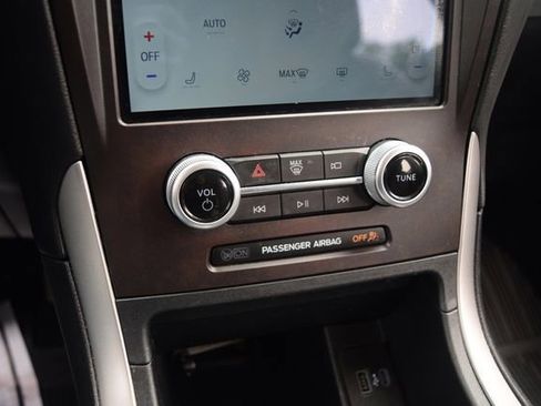 Used 2021 Ford Edge SEL w/ Cargo Accessory Package AWD/4WD image 11