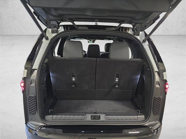 New 2026 Land Rover Discovery Dynamic SE AWD/4WD image 12