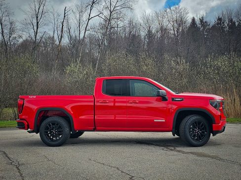 New 2026 GMC Sierra 1500 Elevation image 2