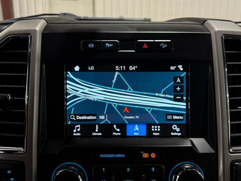 Used 2018 Ford F250 Lariat w/ FX4 Off-Road Package AWD/4WD image 39