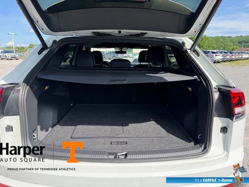 Used 2023 Volkswagen Atlas Cross Sport SE w/ Panoramic Sunroof Package FWD image 19