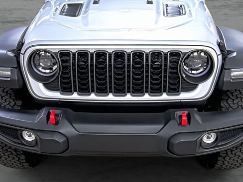 Used 2024 Jeep Wrangler Unlimited Rubicon AWD/4WD image 16