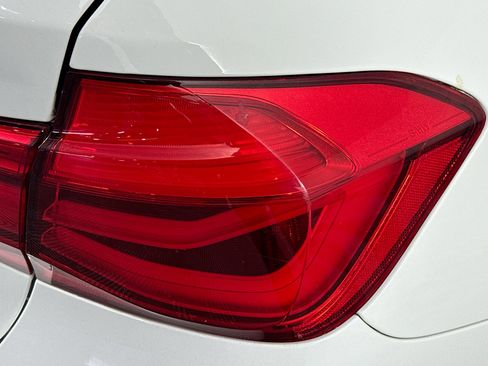 Used 2016 BMW 320i Sedan image 33