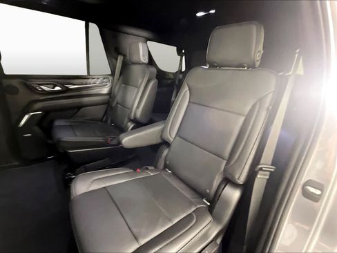 Used 2021 GMC Yukon Denali w/ Denali Premium Package RWD image 19